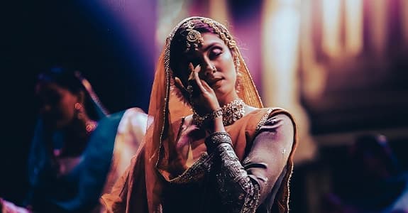 Rang aur Noor